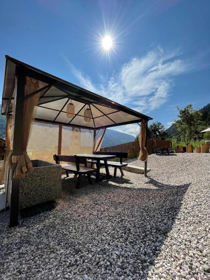 Apartments, Guest House & Historic Chalet Neuhaus San Sigismondo Exterior foto
