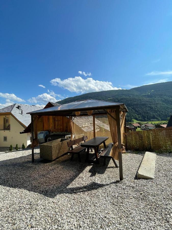 Apartments, Guest House & Historic Chalet Neuhaus San Sigismondo Exterior foto